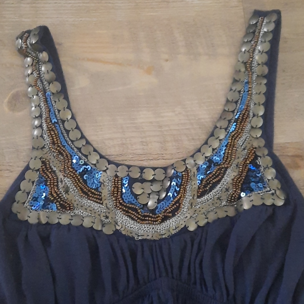 Dress - Picture 2 of 6